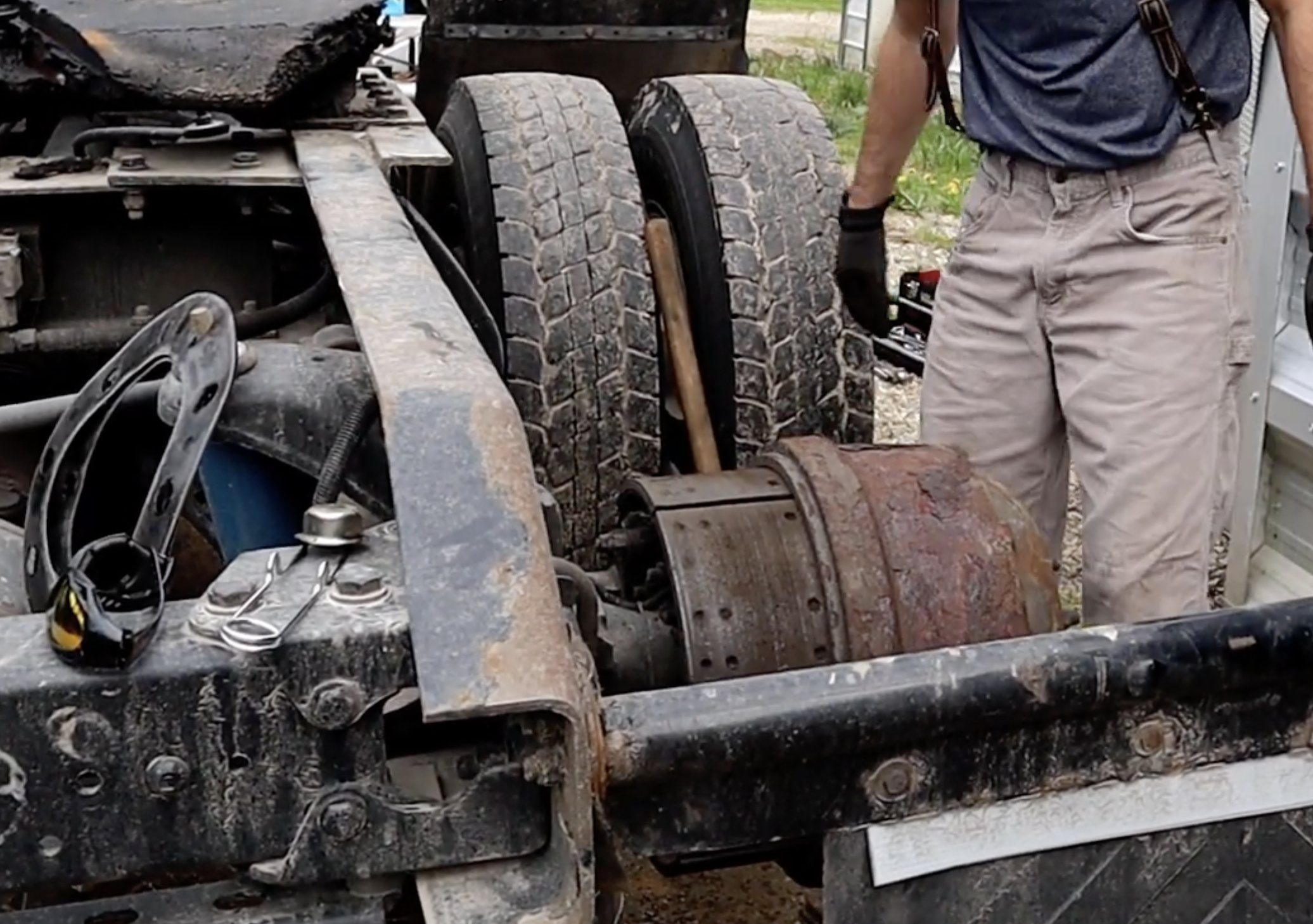 this image shows truck suspension repair in Newark, NJ